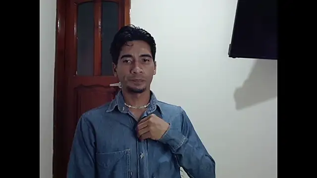 Snapshot of King_Liam chatting on 01-29-25, 02:40 King Liam online show from 01-29-25, 02:40