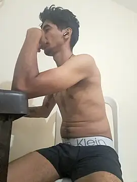 Snapshot of King_Liam chatting on 07-31-26, 10:25 King Liam online show from 07-31-26, 10:25