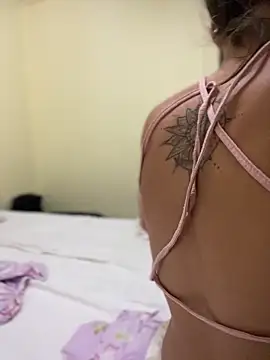 White Lu online show from 11-20-25, 02:34