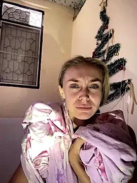 White Lu online show from 01-11-26, 03:13