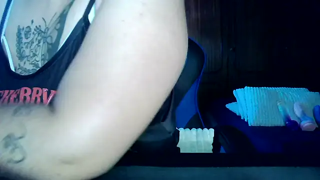 bunnyfox420 online show from 09-25-25, 04:46