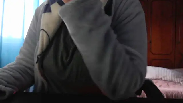 bunnyfox420 online show from 12-22-25, 01:55