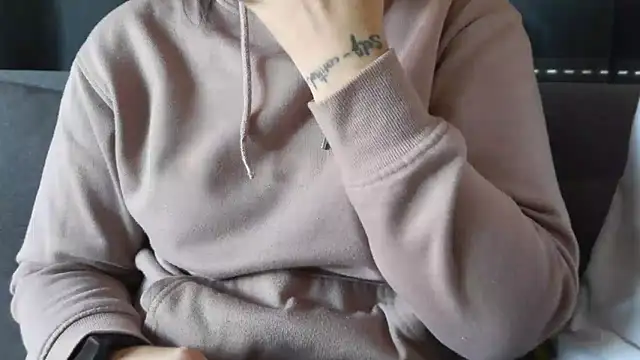 bunnyfox420 online show from 11-06-25, 04:11