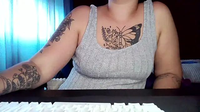 bunnyfox420 online show from 09-27-25, 02:12