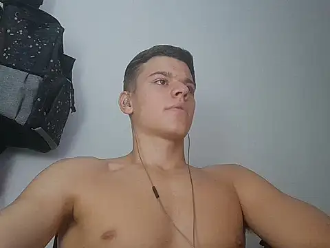 vitorsafado19 online show from 02-09-25, 04:57