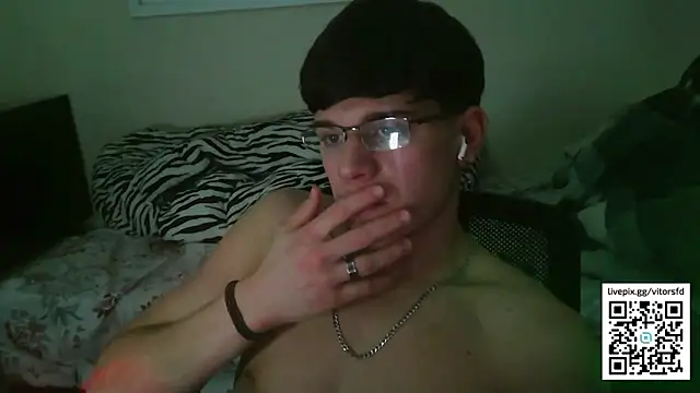 vitorsafado19 online show from 10-04-25, 06:15