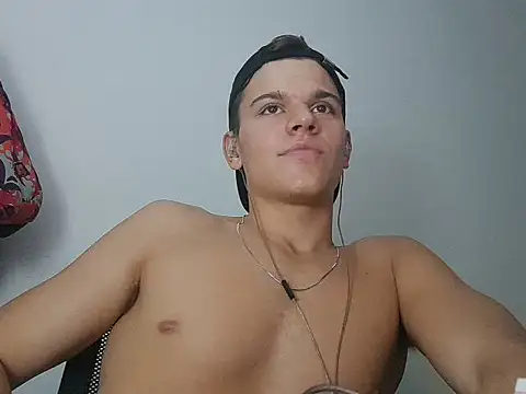 vitorsafado19 online show from 03-05-25, 04:56