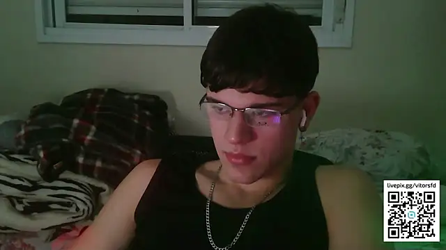 vitorsafado19 online show from 10-09-25, 03:07