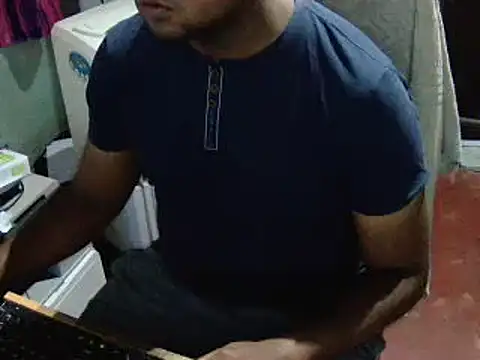 Snapshot of lolboy1234Z chatting on 09-17-25, 05:59 lolboy1234Z online show from 09-17-25, 05:59