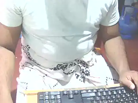 Snapshot of lolboy1234Z chatting on 11-13-25, 04:55 lolboy1234Z online show from 11-13-25, 04:55