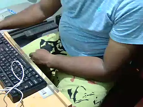 Snapshot of lolboy1234Z chatting on 10-03-25, 04:19 lolboy1234Z online show from 10-03-25, 04:19