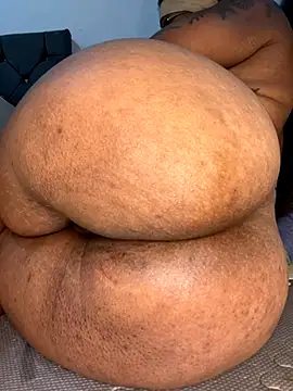 Charlotte bronxxx online show from 11-30-25, 10:10