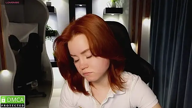 Snapshot of lu_muon chatting on 10-16-25, 01:14 lu muon online show from 10-16-25, 01:14