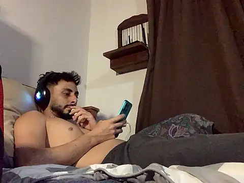 Nooneisthis online show from 04-08-26, 06:15