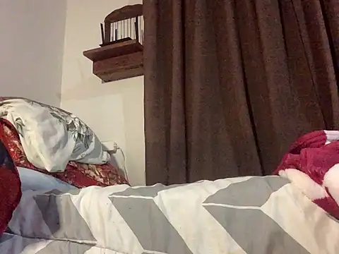 Nooneisthis online show from 12-17-25, 07:24