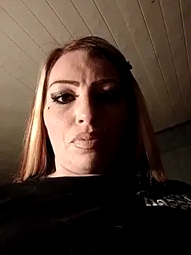 barbieinbondage7 online show from 04-05-26, 04:19