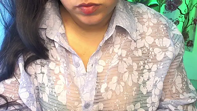 Snapshot of Gagankaur chatting on 07-23-26, 06:22 Gagankaur online show from 07-23-26, 06:22