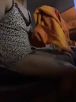 Snapshot of paullliliu chatting on 02-05-26, 06:31 paullliliu online show from 02-05-26, 06:31