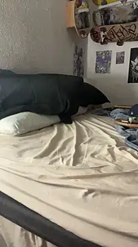 Snapshot of paullliliu chatting on 09-23-25, 09:16 paullliliu online show from 09-23-25, 09:16