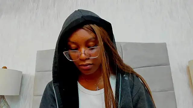 JennCarter  online show from 03-12-25, 11:12