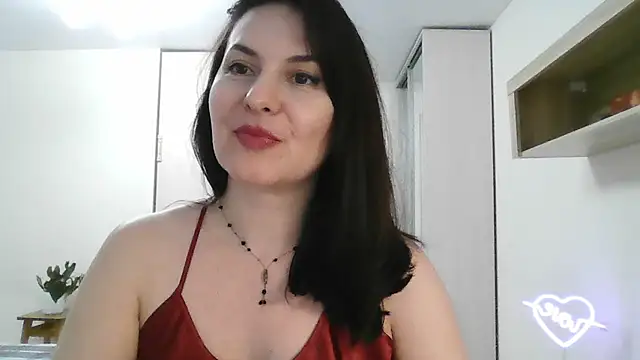 Snapshot of Victoria_Glam chatting on 02-17-25, 01:15 Victoria Glam online show from 02-17-25, 01:15