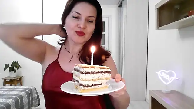 Snapshot of Victoria_Glam chatting on 03-19-25, 01:51 Victoria Glam online show from 03-19-25, 01:51