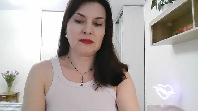 Snapshot of Victoria_Glam chatting on 03-09-25, 06:00 Victoria Glam online show from 03-09-25, 06:00