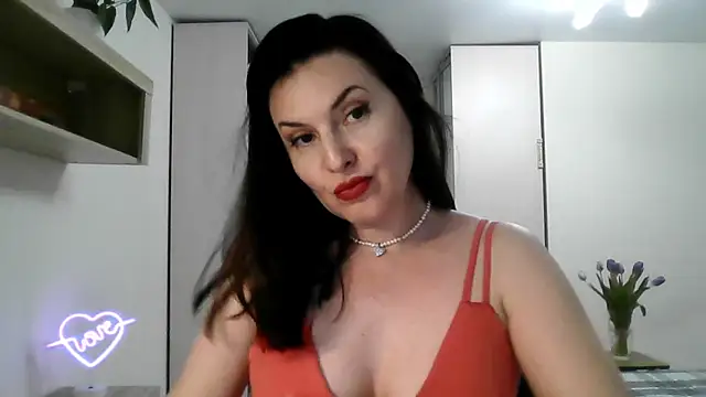 Snapshot of Victoria_Glam chatting on 03-10-25, 08:12 Victoria Glam online show from 03-10-25, 08:12