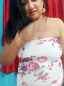 Snapshot of horny_lizia chatting on 11-28-25, 06:19 horny lizia online show from 11-28-25, 06:19