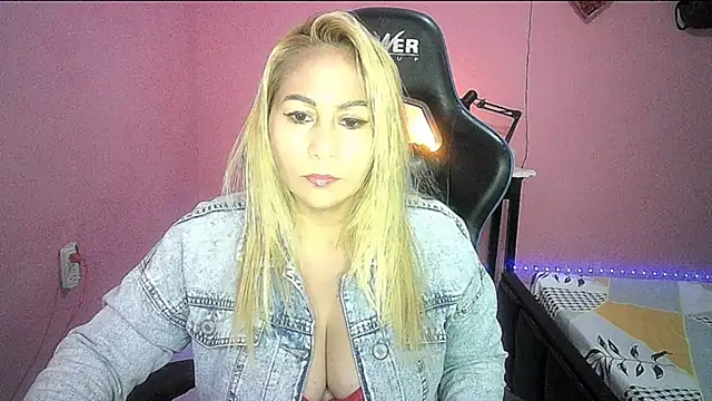 mariana0x online show from 04-10-26, 12:01