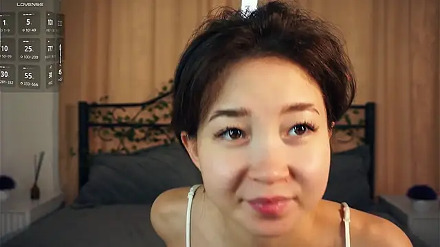 VeronaCritchlow online show from 09-22-25, 06:41