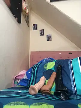 Madeline Cooper08 online show from 01-14-26, 08:12