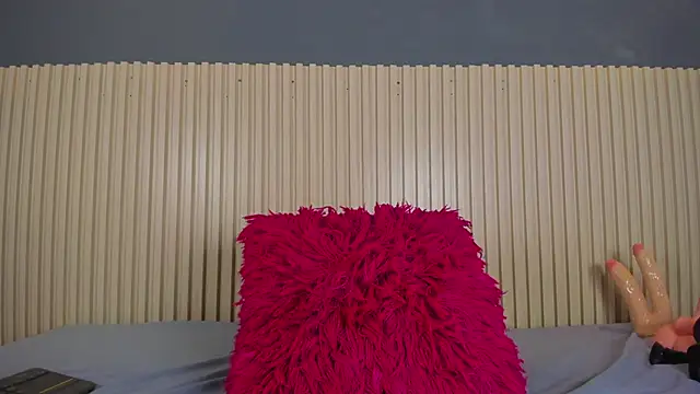 Madeline Cooper08 online show from 02-26-25, 07:32