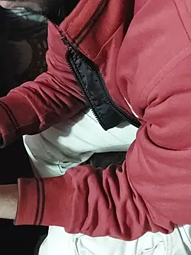 Snapshot of Extrembox5 chatting on 01-06-26, 06:28 Extrembox5 online show from 01-06-26, 06:28