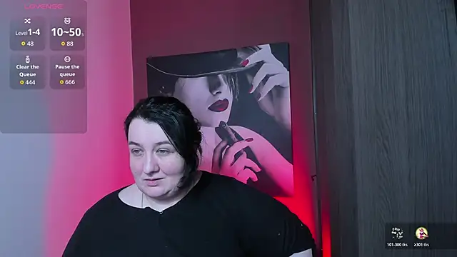 Snapshot of QueenOfHaze chatting on 04-16-26, 09:21 QueenOfHaze online show from 04-16-26, 09:21