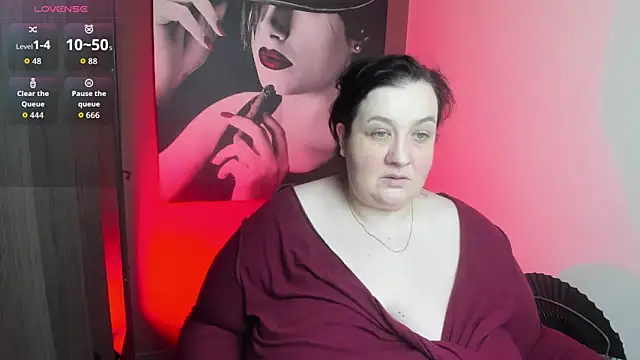 QueenOfHaze online show from 06-23-26, 11:08