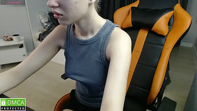 crystalyss online show from 02-17-25, 11:43