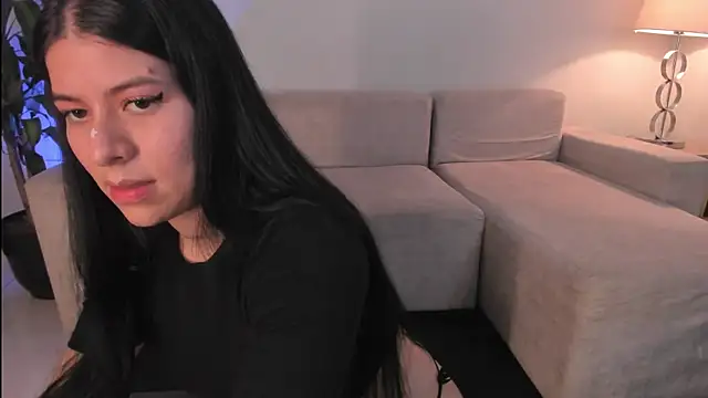 Hannah Jonhson online show from 07-08-26, 01:19