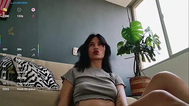 GerberaBlooms77 online show from 03-18-25, 10:48