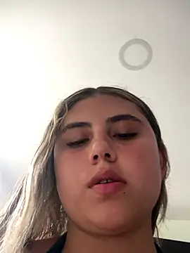 MeganCrow online show from 11-05-25, 07:28