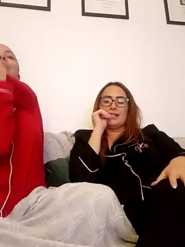 MolliexLexi1 online show from 01-24-25, 09:04