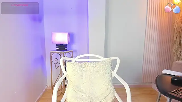 alana rossetti online show from 07-22-26, 12:18