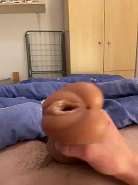 Snapshot of mangemoilabite1 chatting on 03-04-25, 05:13 mangemoilabite1 online show from 03-04-25, 05:13