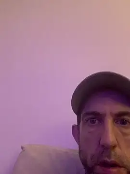 Snapshot of Pilote19 chatting on 06-16-26, 01:16 Pilote19 online show from 06-16-26, 01:16