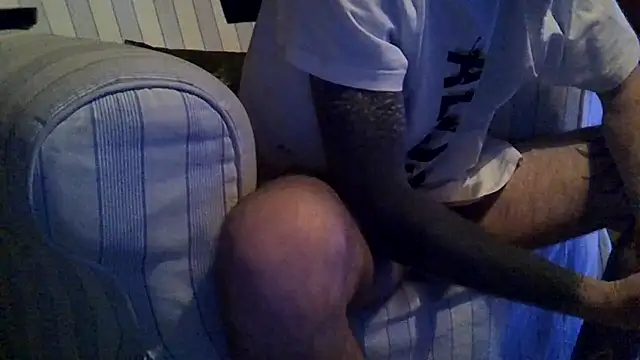 Snapshot of Damn_bro23 chatting on 12-02-25, 07:15 Damn bro23 online show from 12-02-25, 07:15