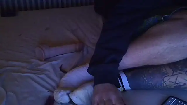 Snapshot of Damn_bro23 chatting on 02-08-26, 05:27 Damn bro23 online show from 02-08-26, 05:27