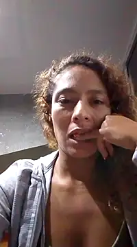 Snapshot of Zoedaniels chatting on 03-11-25, 05:02 Zoedaniels online show from 03-11-25, 05:02