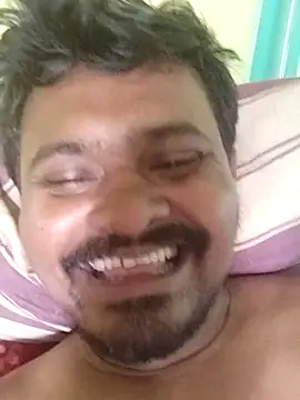 Snapshot of kingg4545 chatting on 06-08-26, 04:24 kingg4545 online show from 06-08-26, 04:24