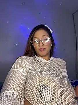 Snapshot of ALEXANDRA95 chatting on 03-06-25, 07:25 ALEXANDRA95 online show from 03-06-25, 07:25