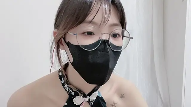 Snapshot of Chu1314 chatting on 03-02-25, 05:52 Chu1314 online show from 03-02-25, 05:52